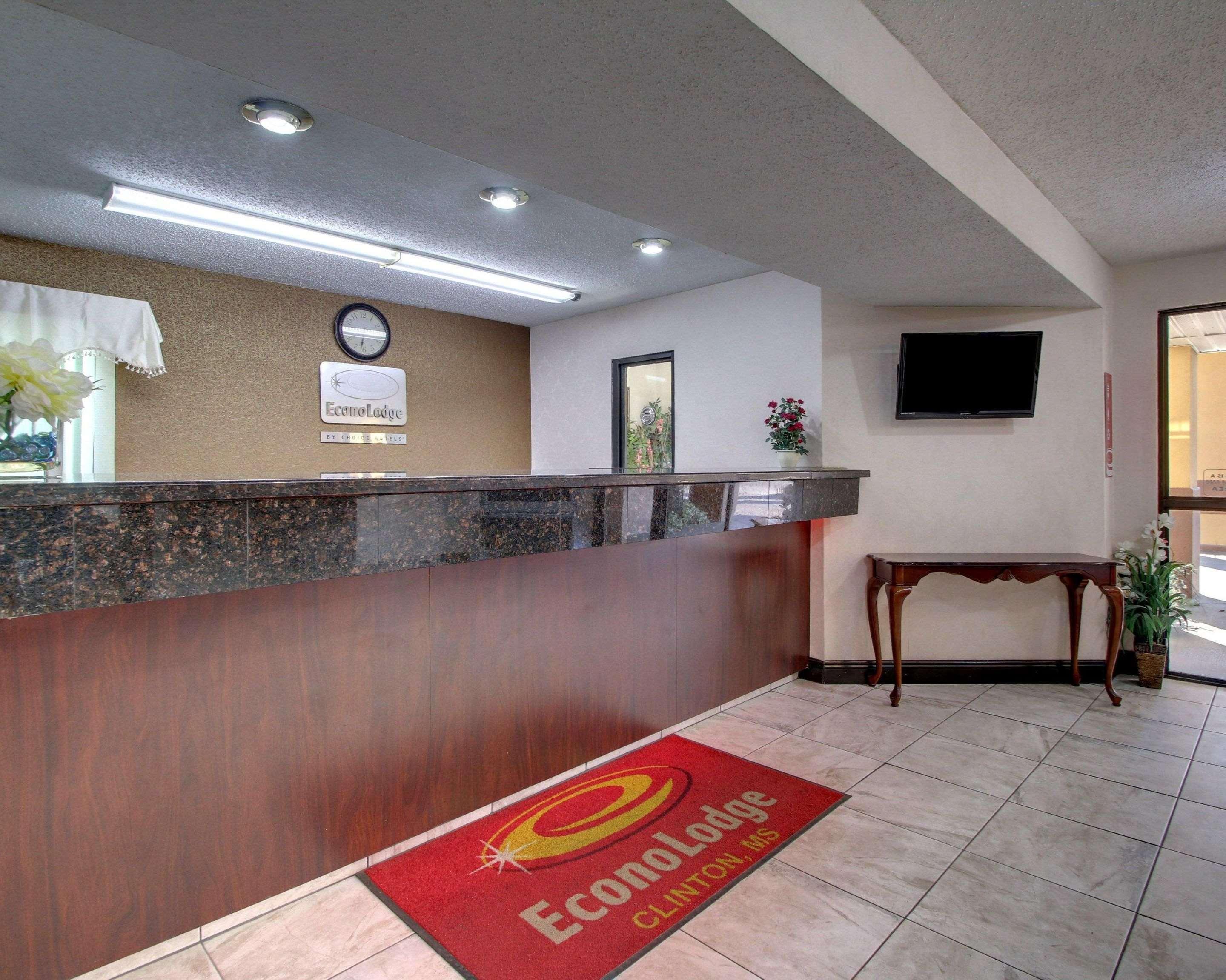 Econo Lodge Clinton Eksteriør billede