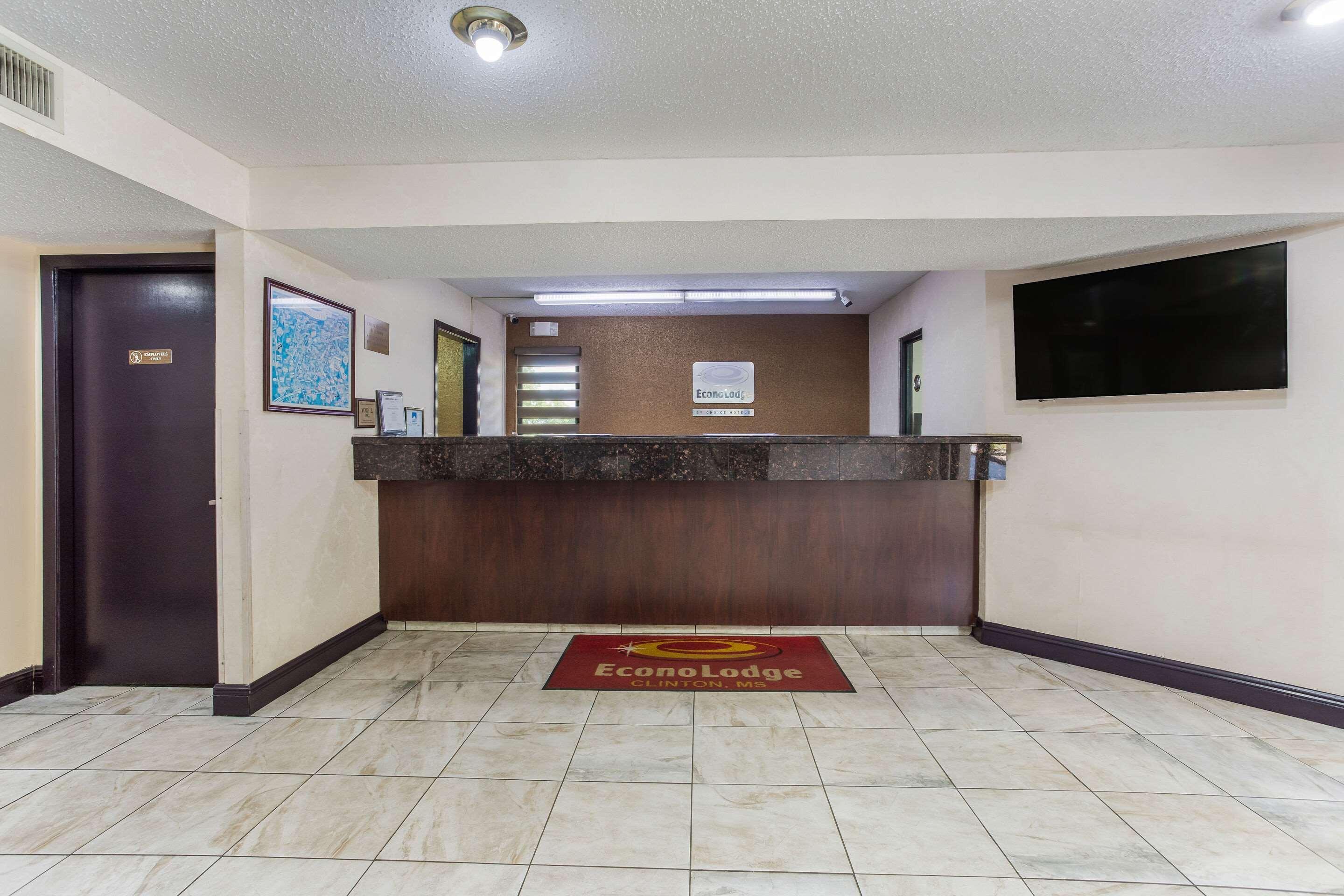 Econo Lodge Clinton Eksteriør billede