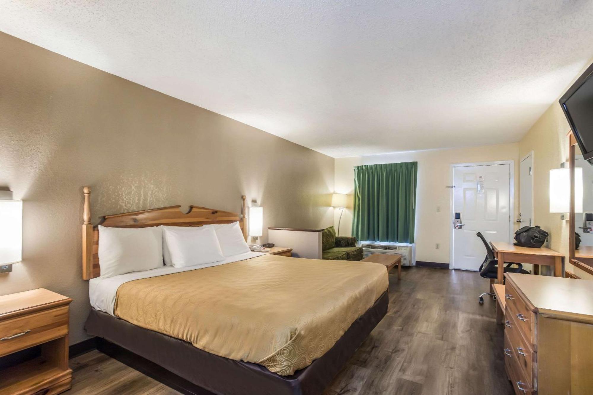 Econo Lodge Clinton Eksteriør billede